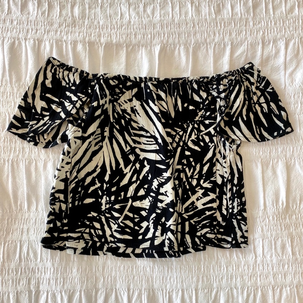 Off-The-Shoulder Cropped Top